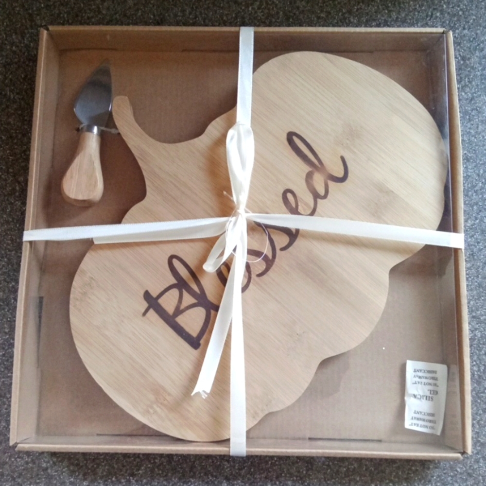 New in box! Fall charcuterie board